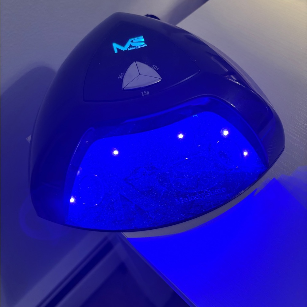 UV NAIL CURING LAMP